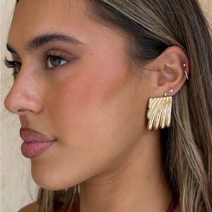 Square Shell Gold Statement Earrings